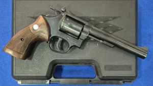 REVOLVER TAURUS